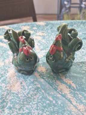 Green Ceramic Rooster Salt and Pepper Shakers